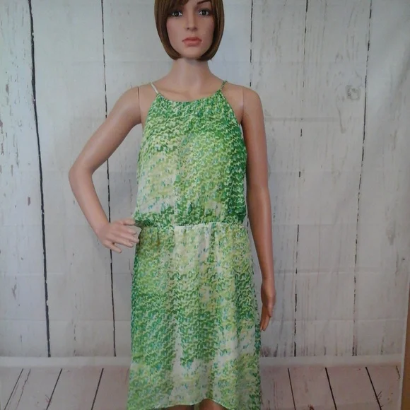 Romeo & Juliet Couture Sleeveless Green Spaghetti Strap Size Medium Hi L… - Picture 2 of 5